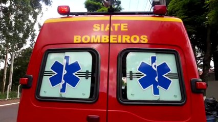 Homem é socorrido após sofrer queda de altura