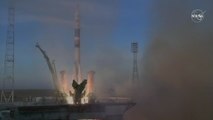 러시아 유인 우주선 발사 성공 / YTN