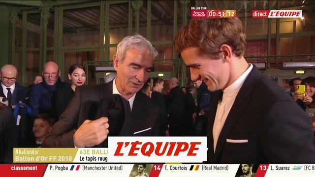 Quand Domenech demande un autographe à Griezmann - Foot - WTF