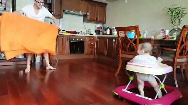 Daddy spent funny moment with his Baby - What Crazy Things Happens?