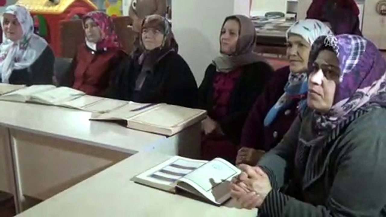 82 yaşında Kur'an-ı Kerim okumayı öğrendi - MUŞ