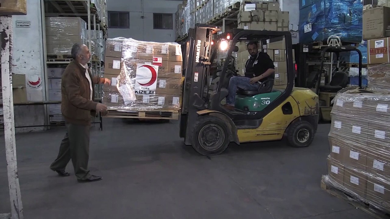 Türk Kızılayı'nın 8,5 tonluk ilaç yardımı Gazze...