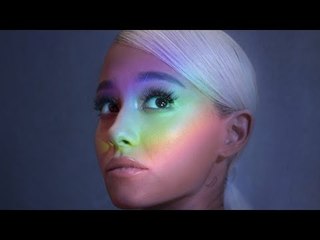 Ariana Grande's Sweetener Broke Records!! | Hollywire