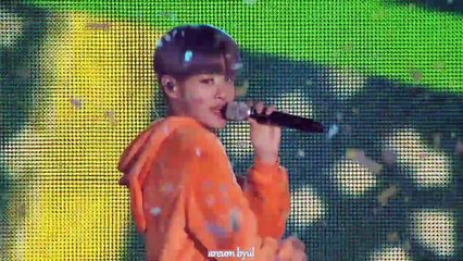 Wanna One PREMIERE FANCON Christmas Medley Super Cut