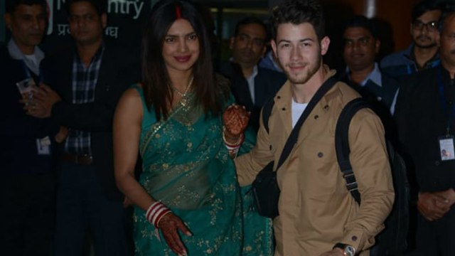 Priyanka Chopra And Nick Jonas' Reach Delhi For Wedding Reception | Filmibeat Telugu