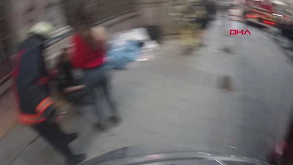 İstanbul- Karaköy'de Otelde Yangın Paniği 4