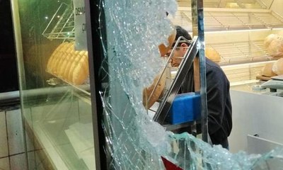 Bursa'da molotoflu saldırı