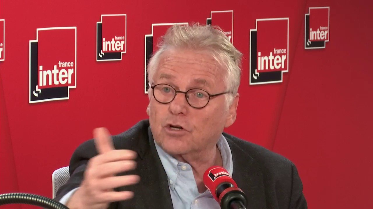 Daniel Cohn-Bendit : "Le moratoire [sur la taxe carbone] ne suffit pas"
