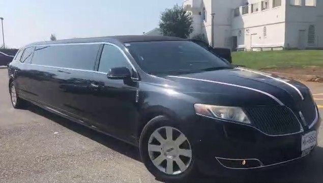 Quest Limos - Vancouver Limousine Service - Wedding Limos