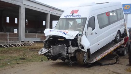 Tır, Kırmızı Işıktaki Araçları Böyle Biçti: 10 Yaralı