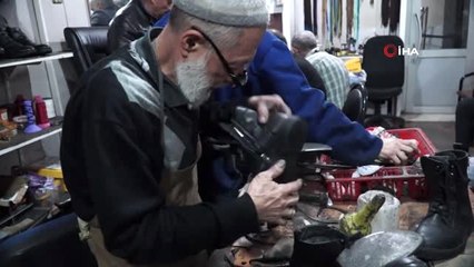 Gelişen Teknolojiye İnat Ayakkabıcılık Mesleğini Yarım Asırdır Sürdürüyor