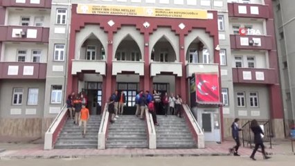 Görme Engelli Betül'ün Azmi...hukukçu Olmayı Hedefleyen 17 Yaşındaki Betül Ağır: "Eğitim İçin...