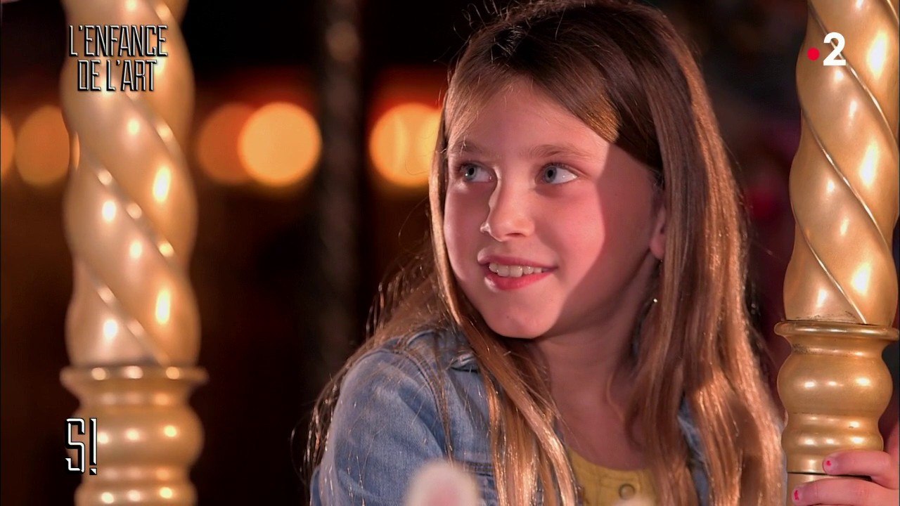 L�interview de Ayline AksoyEtaix Stupéfiant ! Vidéo Dailymotion