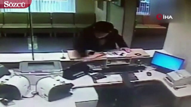 Emekli maaşını çekemeyen şahıs ortalığı birbirine kattı