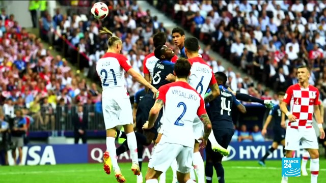 Malaise lors de la cérémonie du Ballon d'Or : Martin Solveig demande à Ada Hegerberg... de twerker !