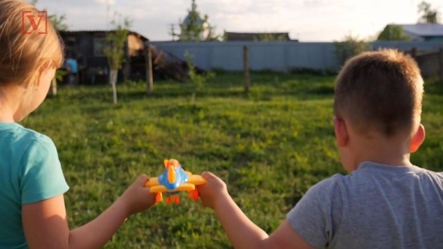 Boy or Girl Toy? Michigan Lawmakers Push to Eliminate Gender Specific Toys in Fast-Food Kids Meals