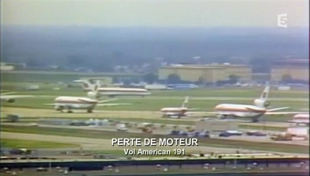 mayday, dangers dans le ciel - record mortel, perte de moteur - vol American Airlines 191 (épisode 7, saison 12)