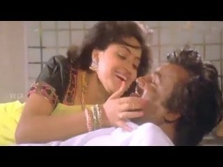 Mannan Tamil Movie Songs - Adikuthu Kuliru Song
