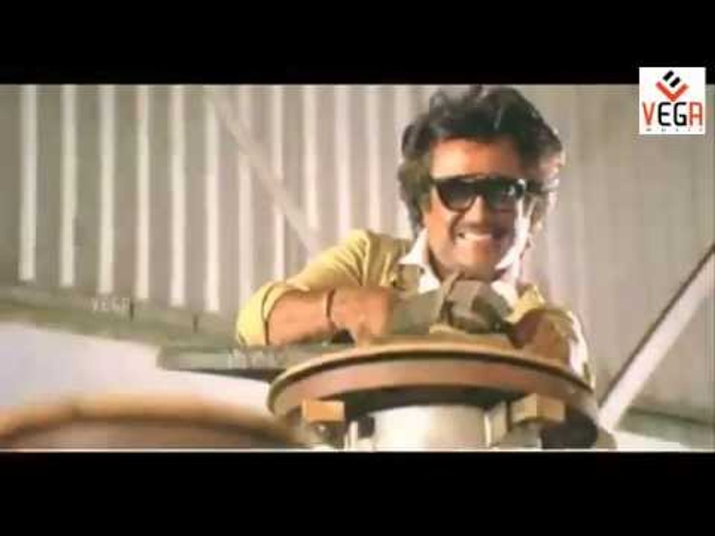 ⁣Rajinikanth Tamil Hit Song - Kummathalakkadi Song || Mannan