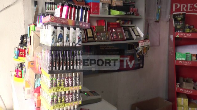 Report Tv-Grabitet dyqani në Tiranë, autorët morën dy koli me cigare dhe para