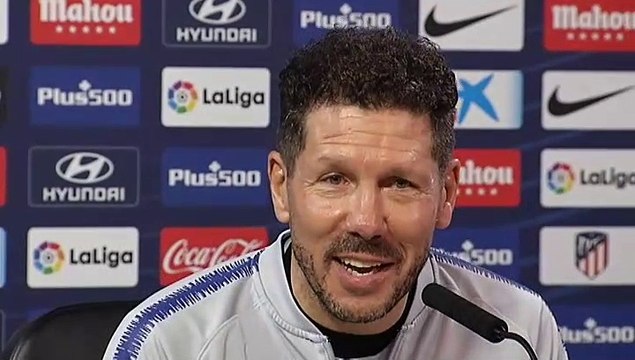 Simeone: Courtois se fue al Madrid y ganó el mejor arquero del mundo, y cuando estuvo con nosotros lo ganó Keylor Navas