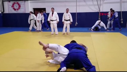 Spor Bakan Yardımcısı Hamza Yerlikaya, Milli Judocuların Antrenmanını Ziyaret Etti