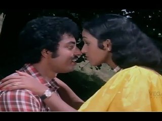 Romantic Tamil Song : Poo Malaigal : Charming Nalini Song