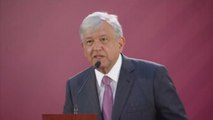Caras de sueño en los primeros madrugones presidenciales de López Obrador