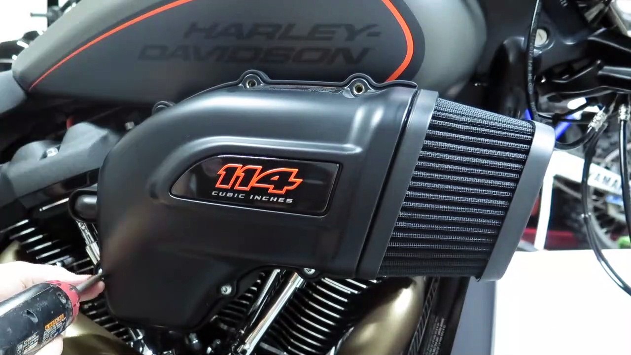 2019 HarleyDavidson FXDR 114 Air Cleaner Removal video Dailymotion