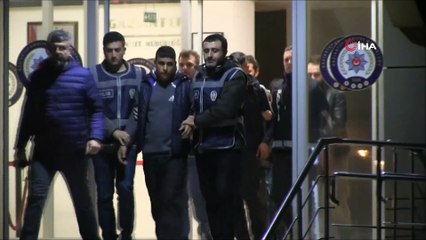 Kan bulaşan eşofmanını yaktı ama polisten kaçamadı