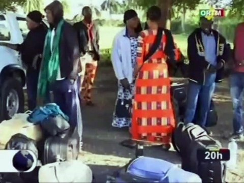 ORTM - Une centaine de jeunes Maliens ont pris le départ au mémorial Modibo Keïta pour la caravane Thomas Sankara pour l’unité africaine