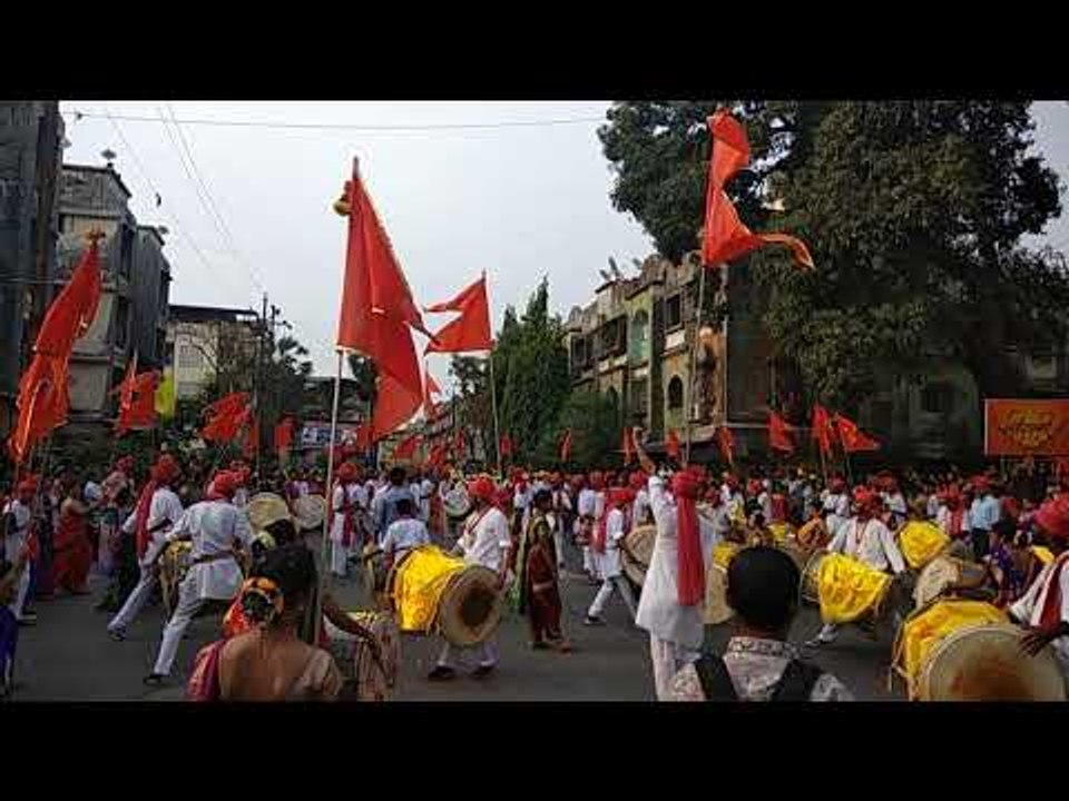 ढोल की गर्जनाद