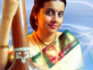 Experience the Soulful Melodies of Bharathiyar's 'Sollavallayo' by Gayathri 🎶 - thumbnail