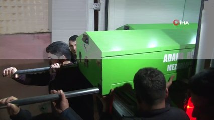 Pozantı'da iki tır şoförü otoyolda araçlarının önünde ölü bulundu