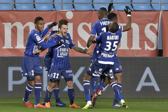ESTAC 3-2 US Orléans⎥Résumé du match