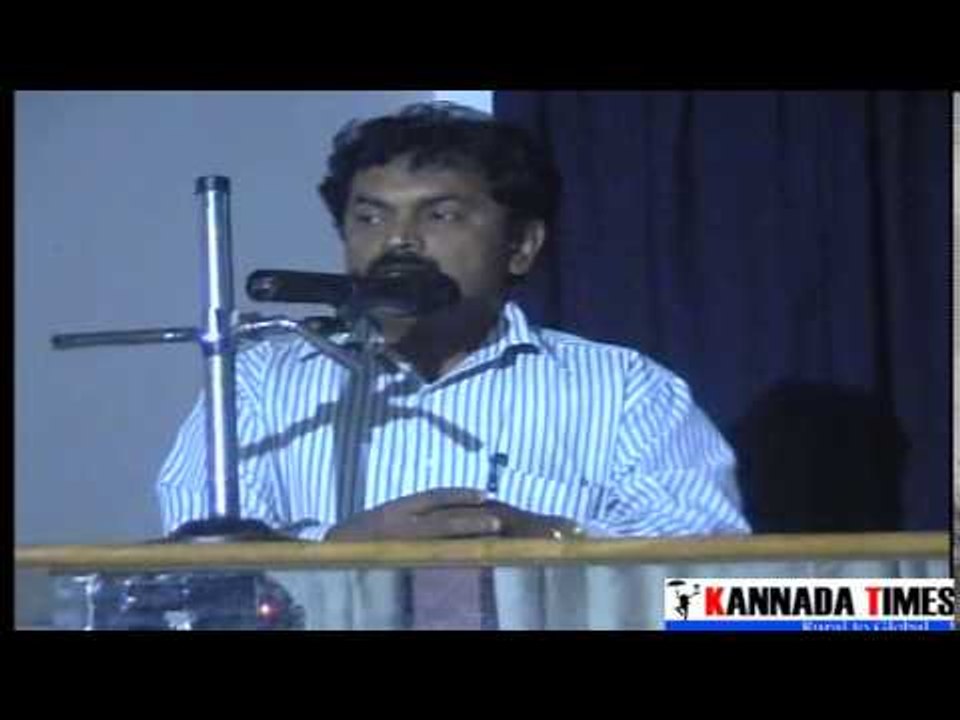 Kannada Writer Dr.Sarfraj Chandragutthi speech in LOVE IN HUBLI JUNCTION Movie Music Program
