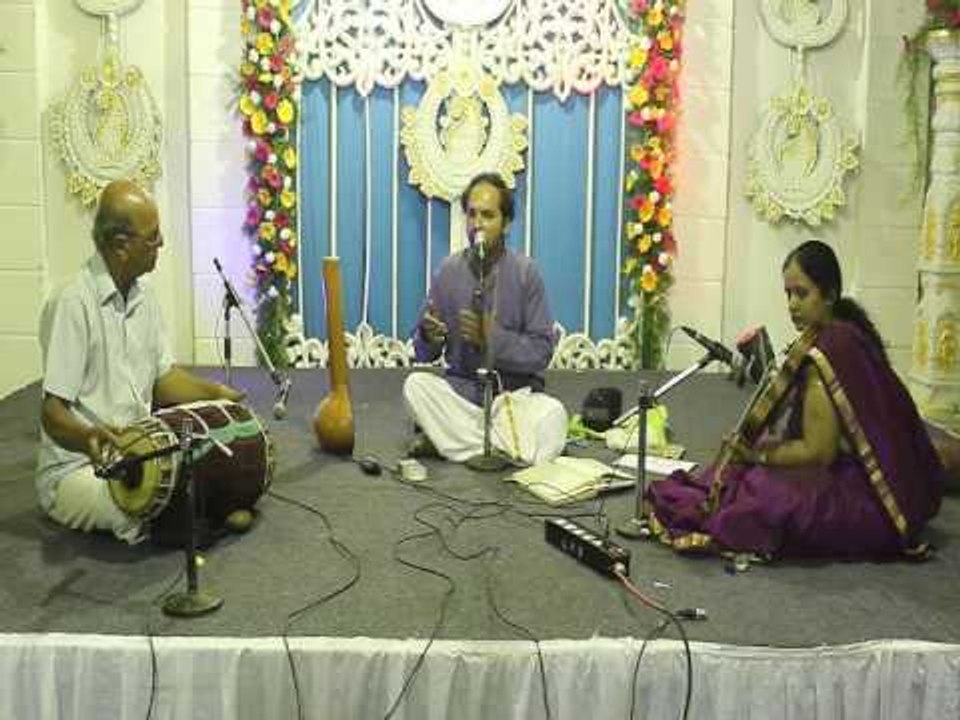 CHINMAYA M.RAO Live Concert Clip : Abhogi Varnam Evvari Bodhana On 8-1-2017