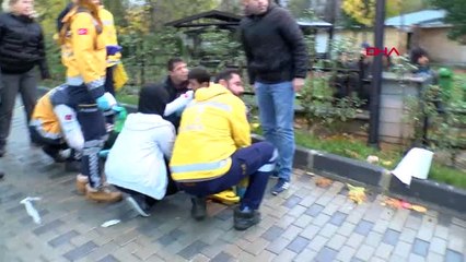 Bahçeşehir'de Servis Kaza Yaptı