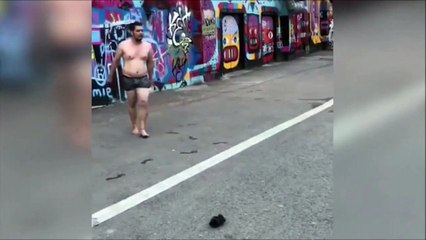 Les hommes vont avoir très, très mal juste en regardant cette vidéo