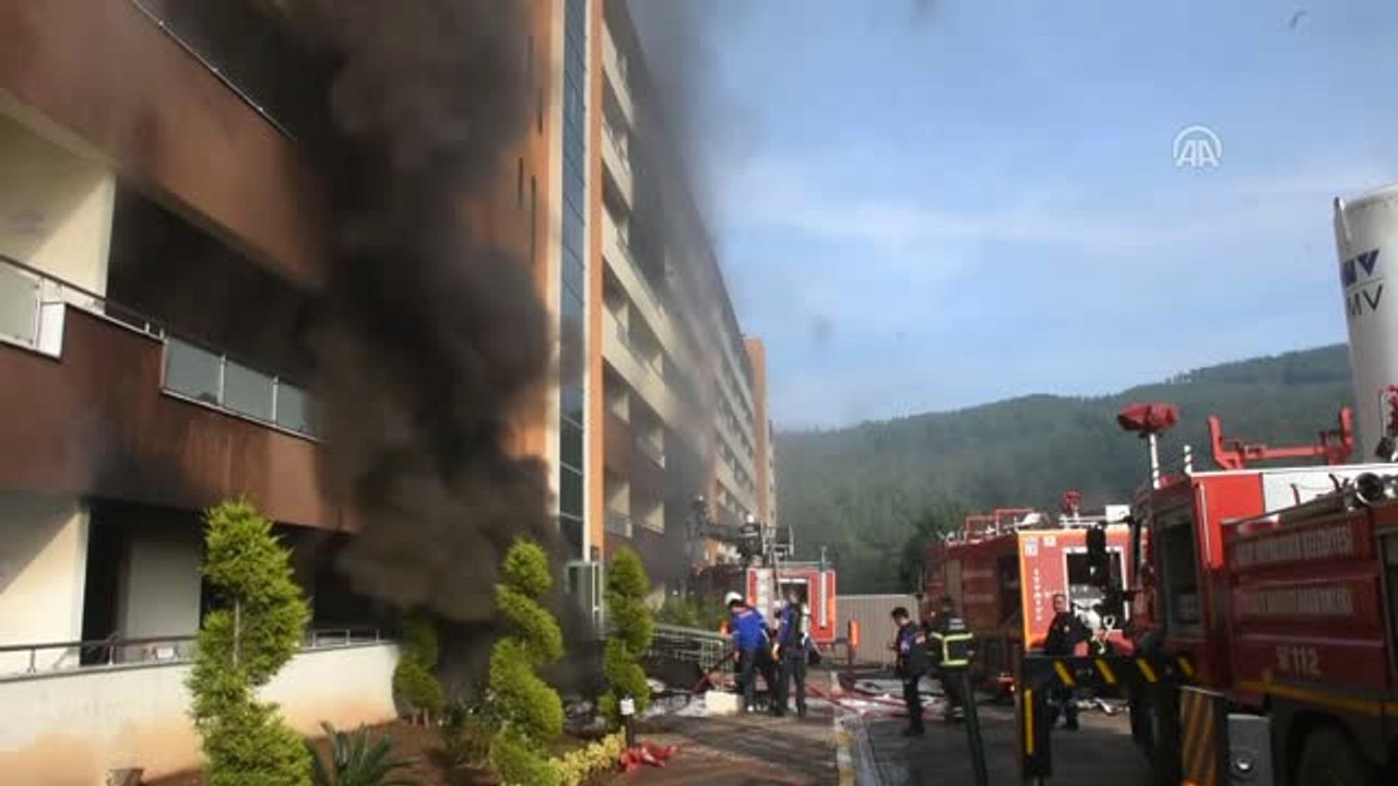 Hatay'da Otelde Yangın (2)