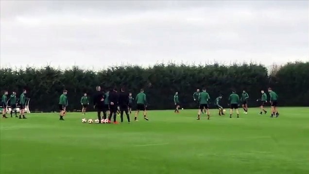 Entrenamiento del Racing antes de viajar a Sevilla para medirse al Betis en La Copa