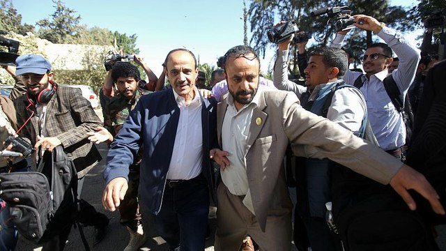 Yemen crisis: Government team heads to Sweden for talks with Houthi rebels