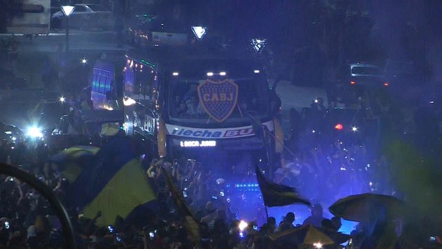Boca Juniors se despide de los hinchas antes de viajar a Madrid