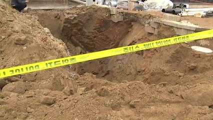파주 하수관 공사장 흙더미 '와르르'...2명 사망 / YTN