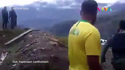 Dramatis, Proses Evakuasi Korban Pembantaian di Papua