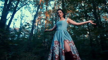 Öykü Gürman - Düşün Beni