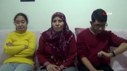 İki Kardeş Annelerinin Desteği ile Yaşama Tutundu