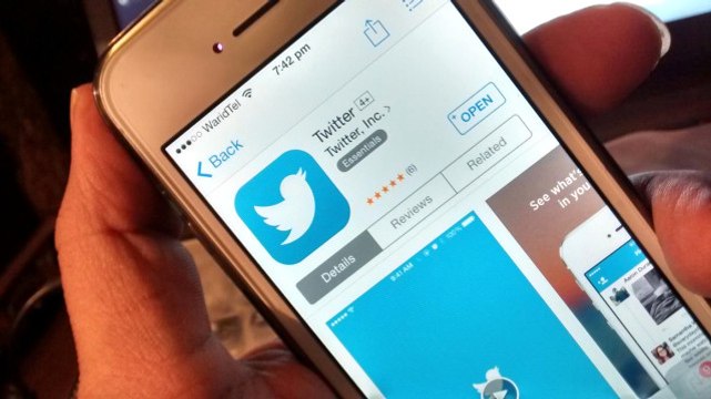 Samsung Türkiye QLED TV'nin Tanıtımını Yapmak İçin iPhone'dan Tweet Attı
