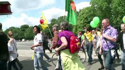 Merkel, de "niña" de la política a experimentada líder europea