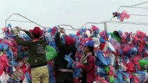 Nepal busca recorde com mapa de sacolas plásticas